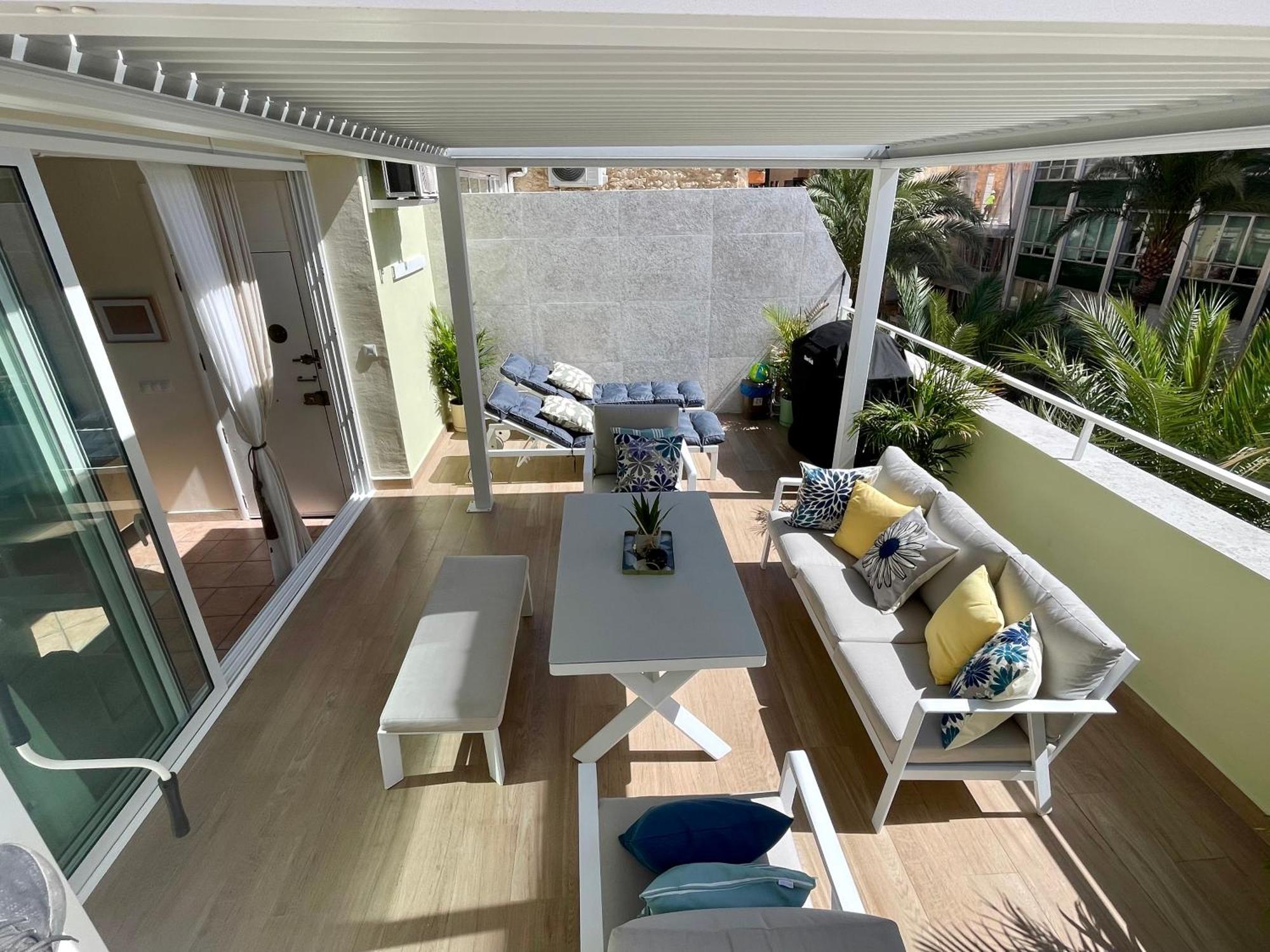 Gran Atico Con Terraza En El Centro De Alicante Extérieur photo